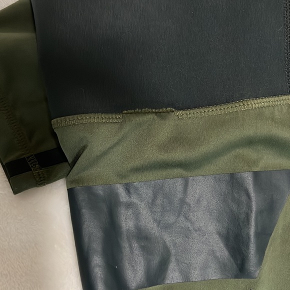 Adidas Crop Compression Leggings - Picture 4 of 7